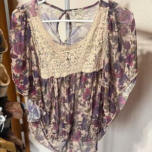 Eyelash Couture Purple and‎ Cream Floral Blouse
